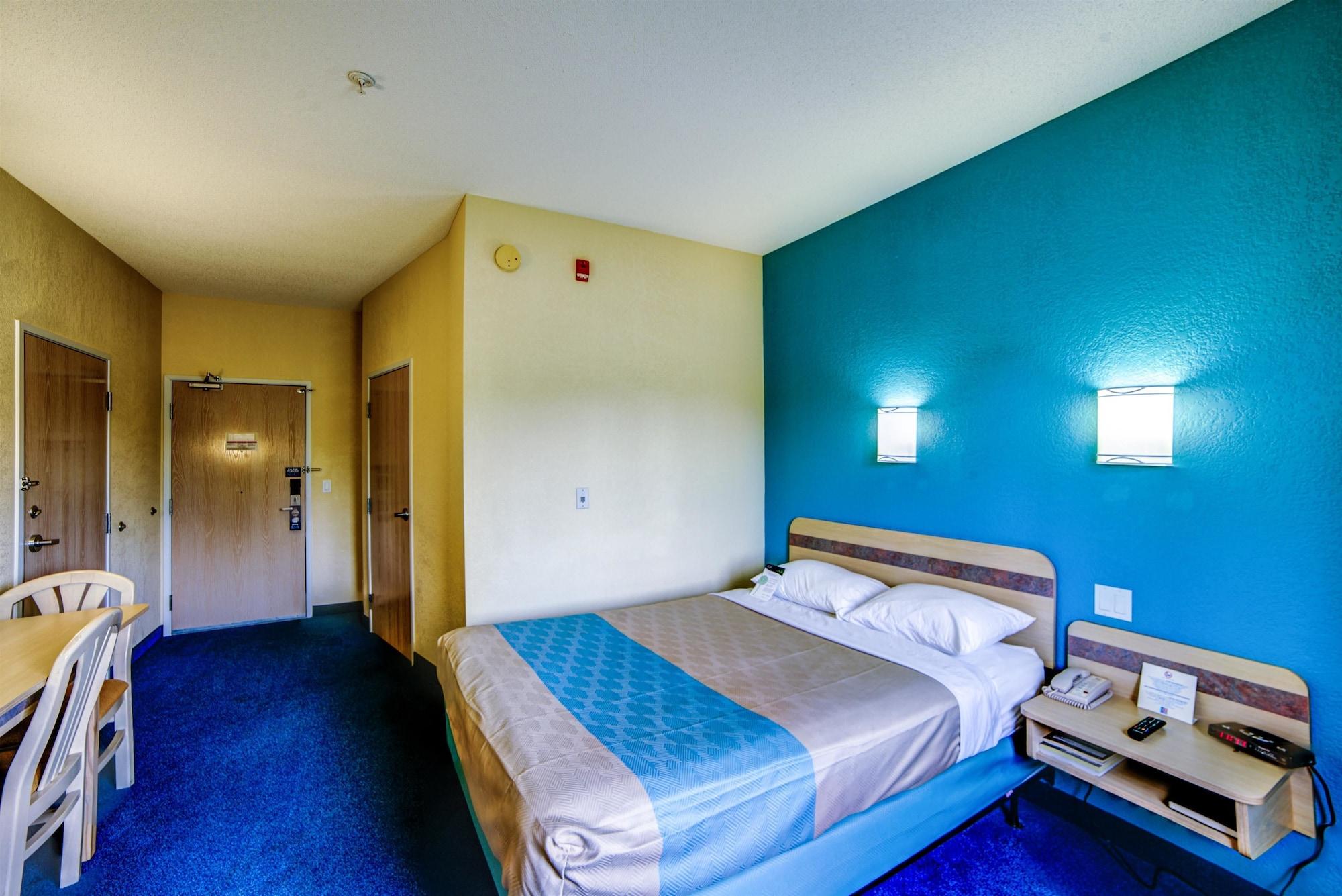 Motel 6-Huntsville, On Экстерьер фото