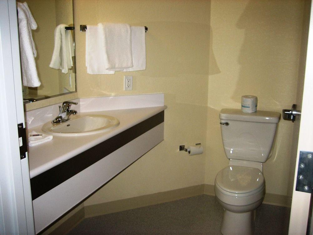 Motel 6-Huntsville, On Экстерьер фото