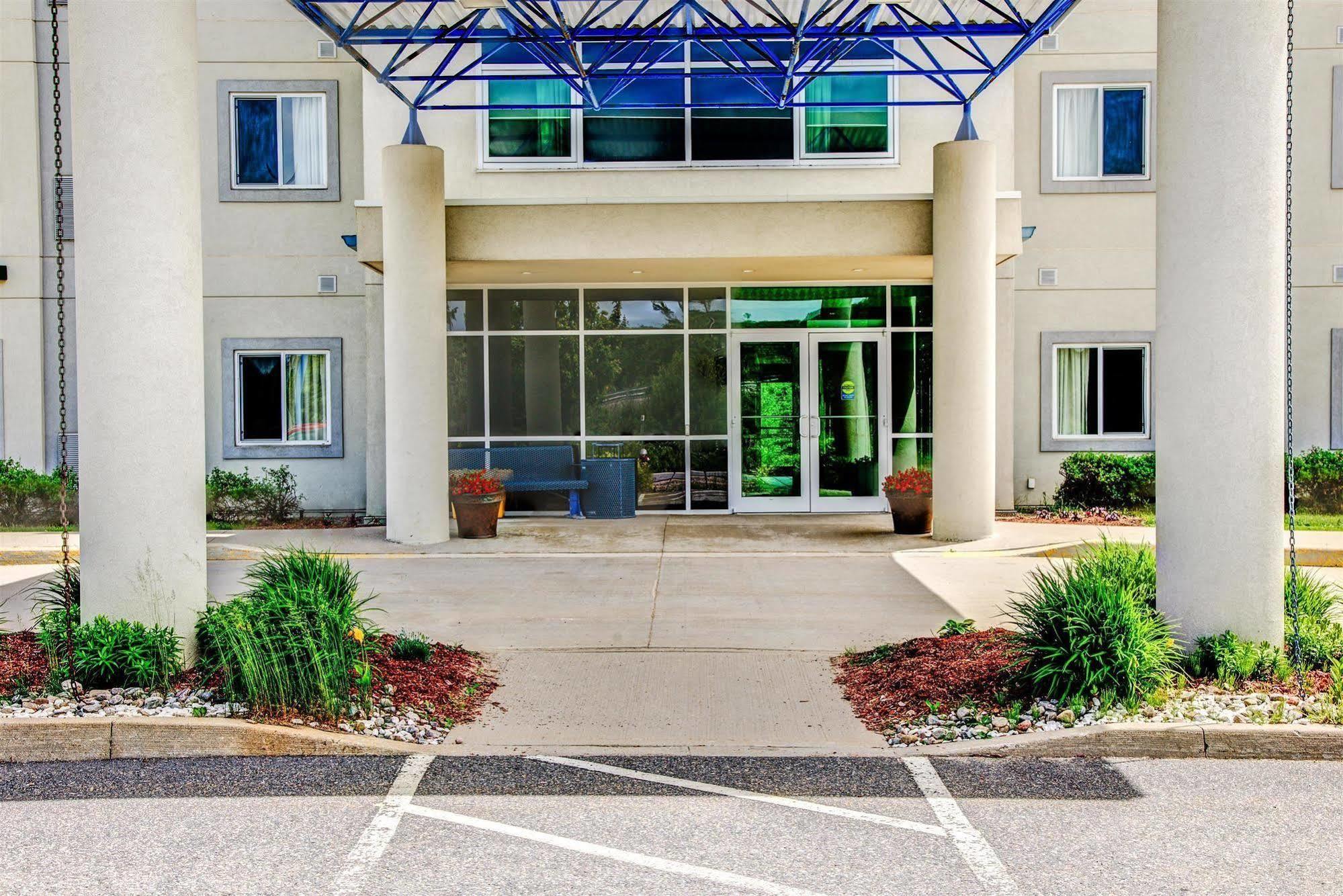 Motel 6-Huntsville, On Экстерьер фото