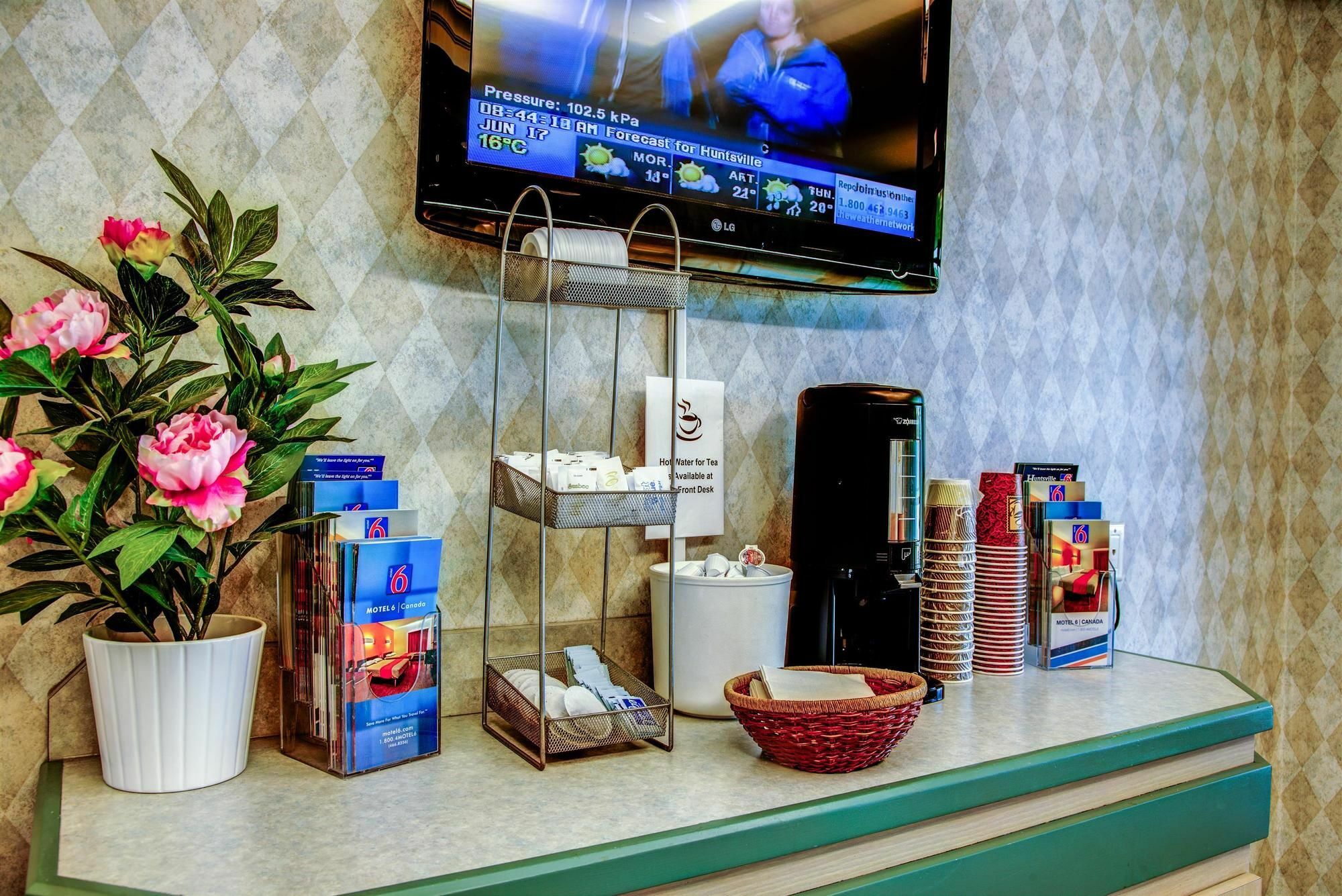 Motel 6-Huntsville, On Экстерьер фото